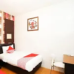 Oyo 425 Mojokerto Guesthouse